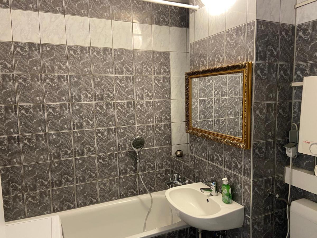 Schoene Kleine Wohnung Κότμπους Εξωτερικό φωτογραφία